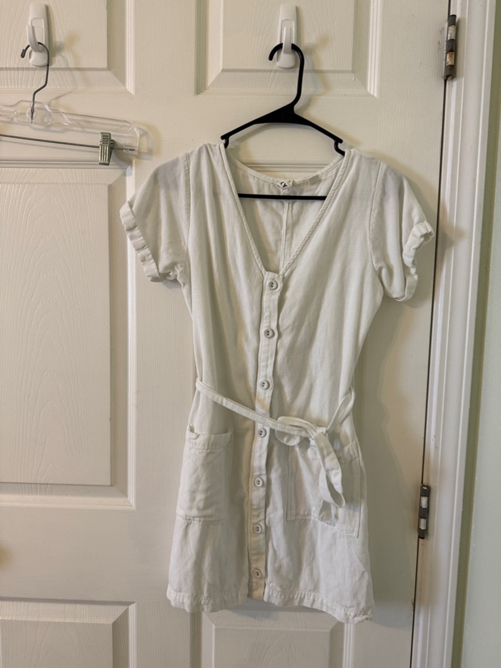 Roxy White Button-Front Mini Dress with Tie Waist